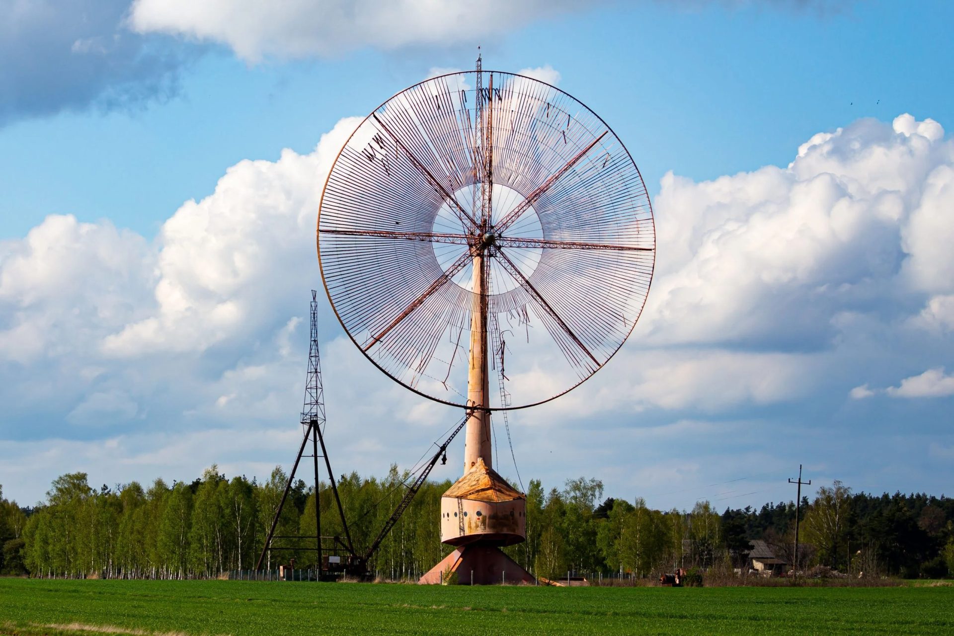 Turbina wiatrowa w Rębielicach Królewskich
